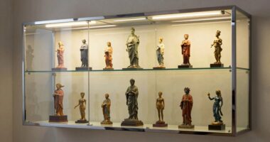 top statue display cabinets